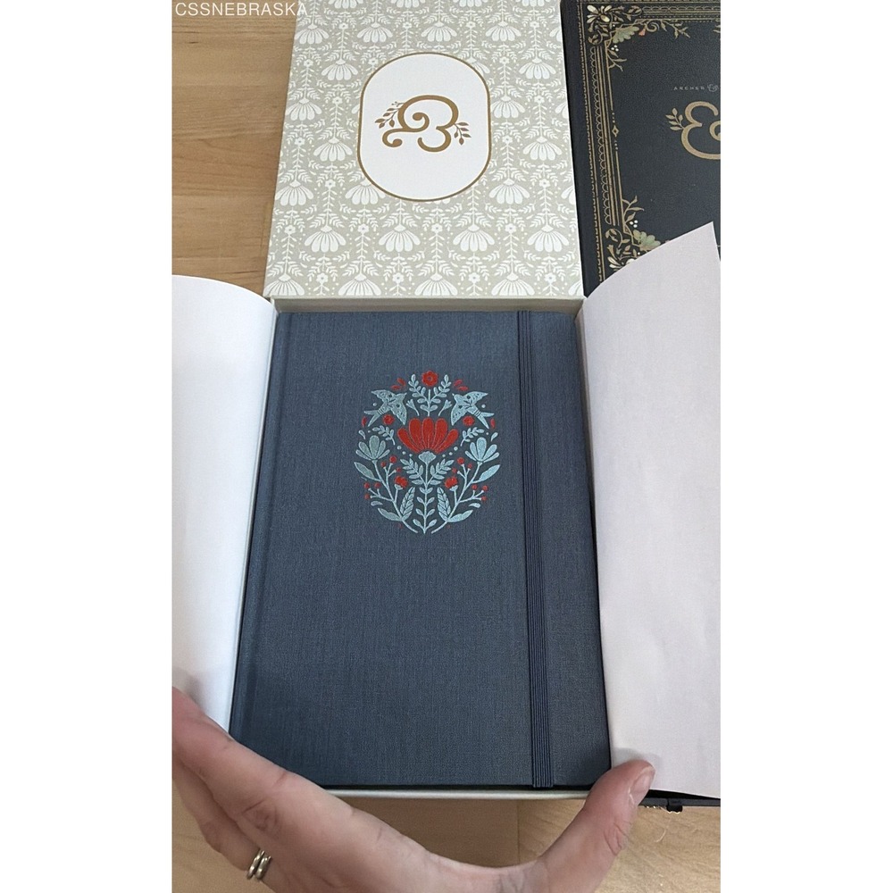 Archer & Olive Notebook Lot 2 Pieces Floral Still Life Embroidered A5 Journals - Picture 6 of 9